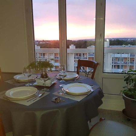 Grand appartement proche de Paris Chille Extérieur photo