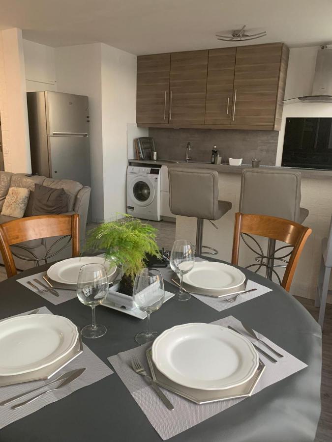 Grand appartement proche de Paris Chille Extérieur photo
