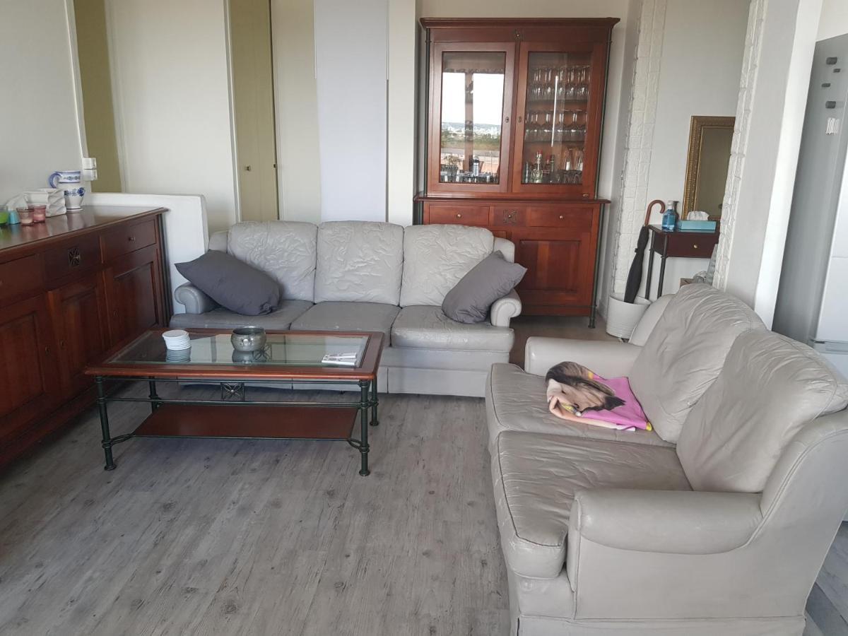 Grand appartement proche de Paris Chille Extérieur photo
